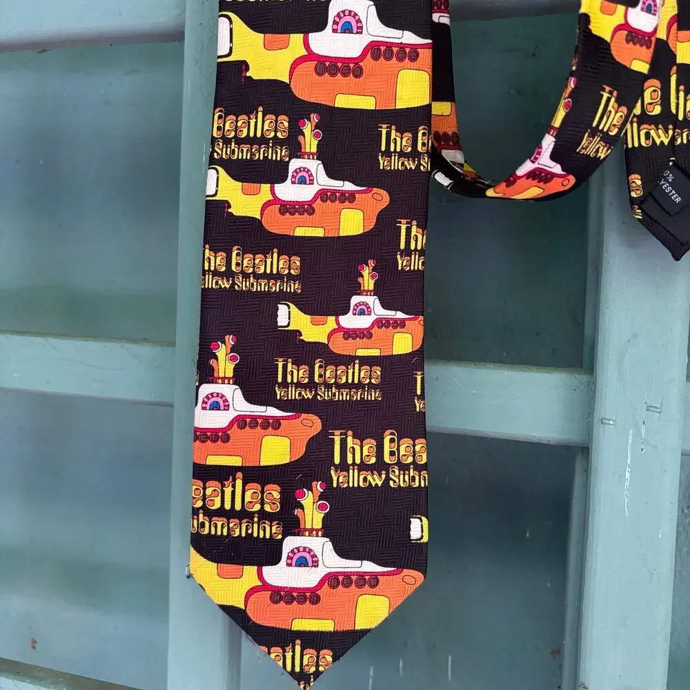 Vintage 1999 Ralph Marlin The Beatles Yellow Submarine Novelty Pop Art Necktie - Picture 1 of 3